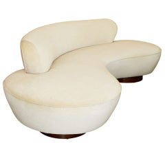 Vladimir Kagan Serpintine Sofa in Oyster Shell Velvet w/ Tag