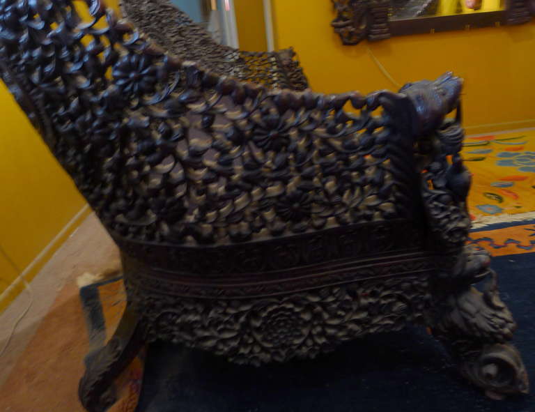 Highly Detailed Hand-Carved Burmese Settee, 1880s 2