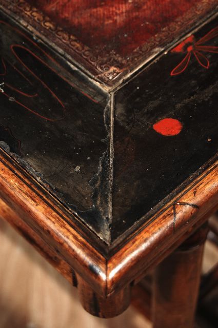A Napoleon III Lacquer and Bamboo Writing Table For Sale 6