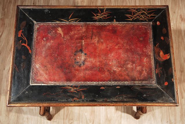A Napoleon III Lacquer and Bamboo Writing Table For Sale 3