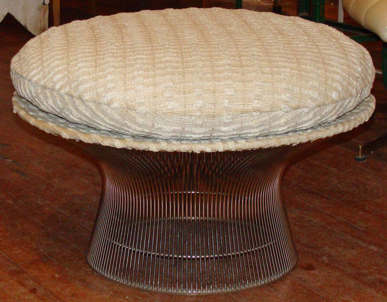 Terrific vintage ottoman/pouf designed by Warren Platner for Knoll.  Retains ORIGINAL fabric upholstery and Knoll label.