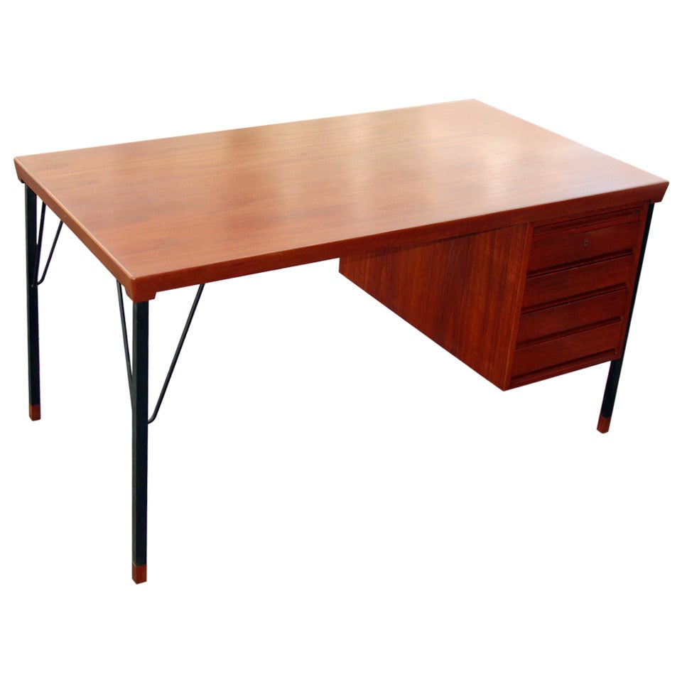 Peter Hvidt Desk