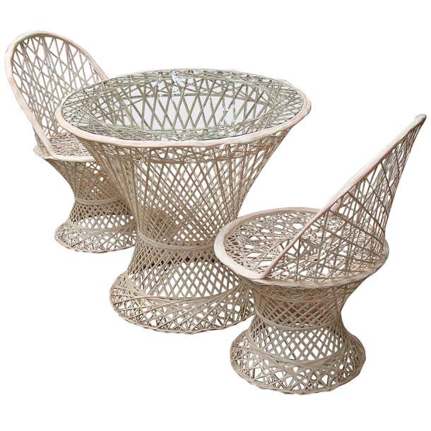 Russell Woodard Patio Table and Chairs at 1stDibs russell woodard