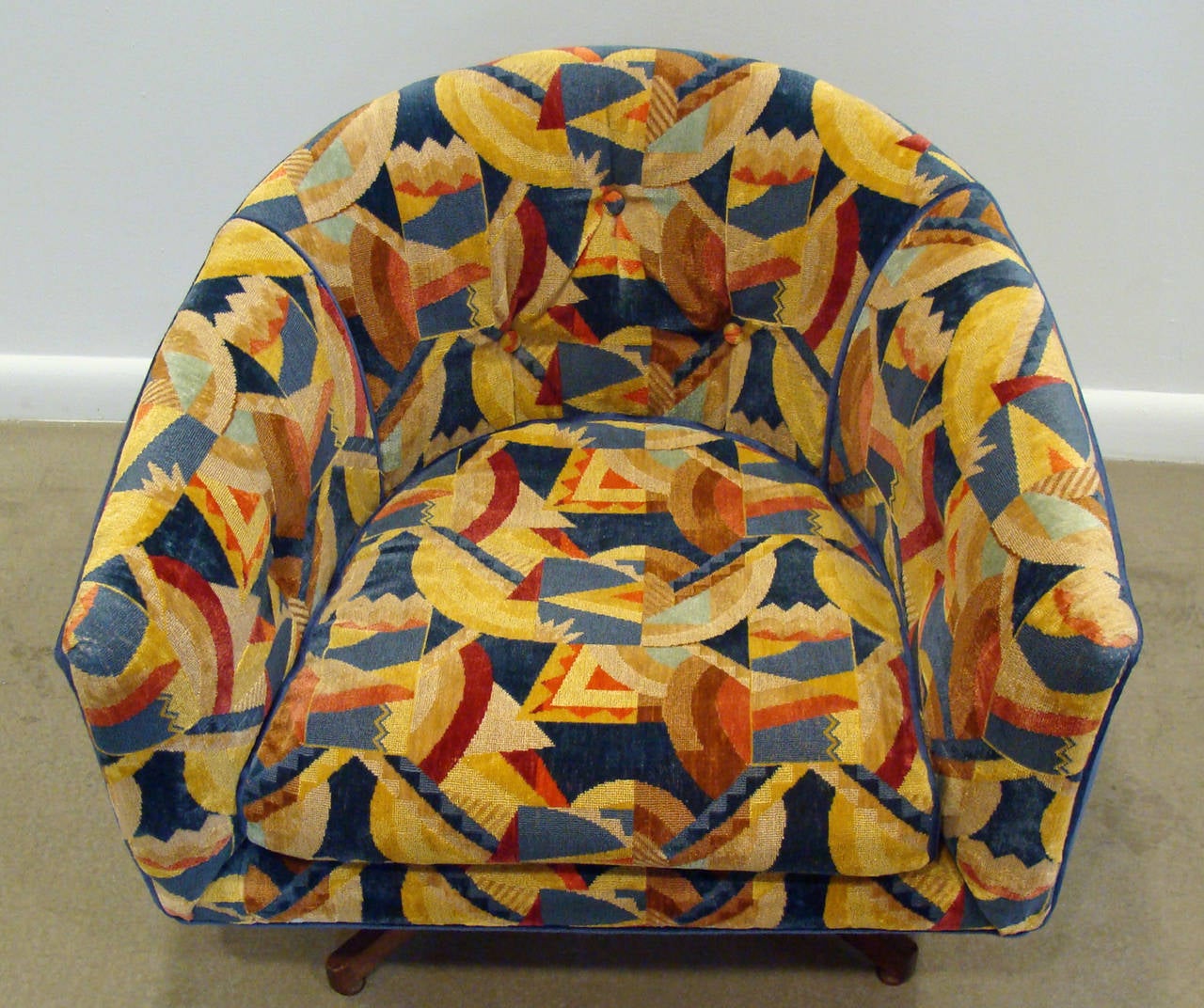 Mid-Century Modern Mid-Century Swivel/Tilt Chair