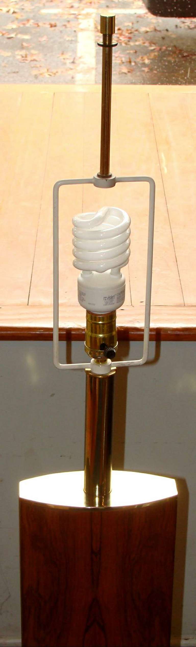 Superb Laurel Rosewood Lamp In Excellent Condition In Lambertville, NJ