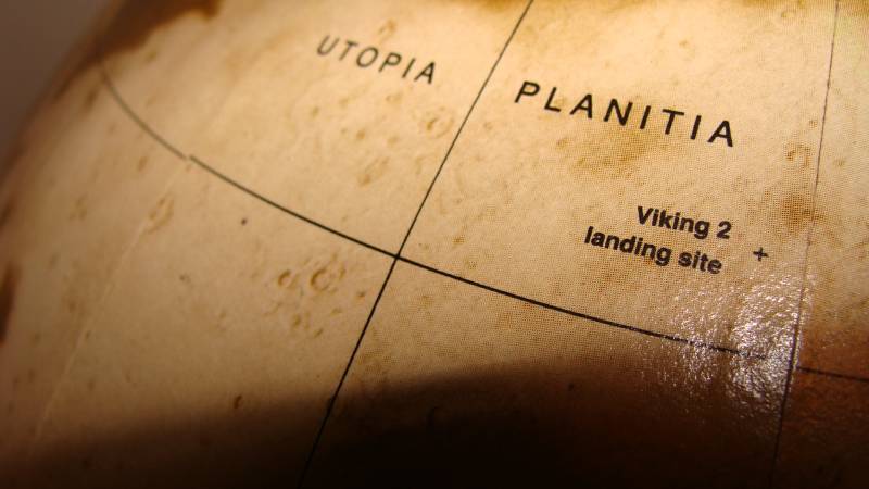 mars globes