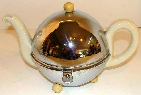 Three-piece German Tea Set 2