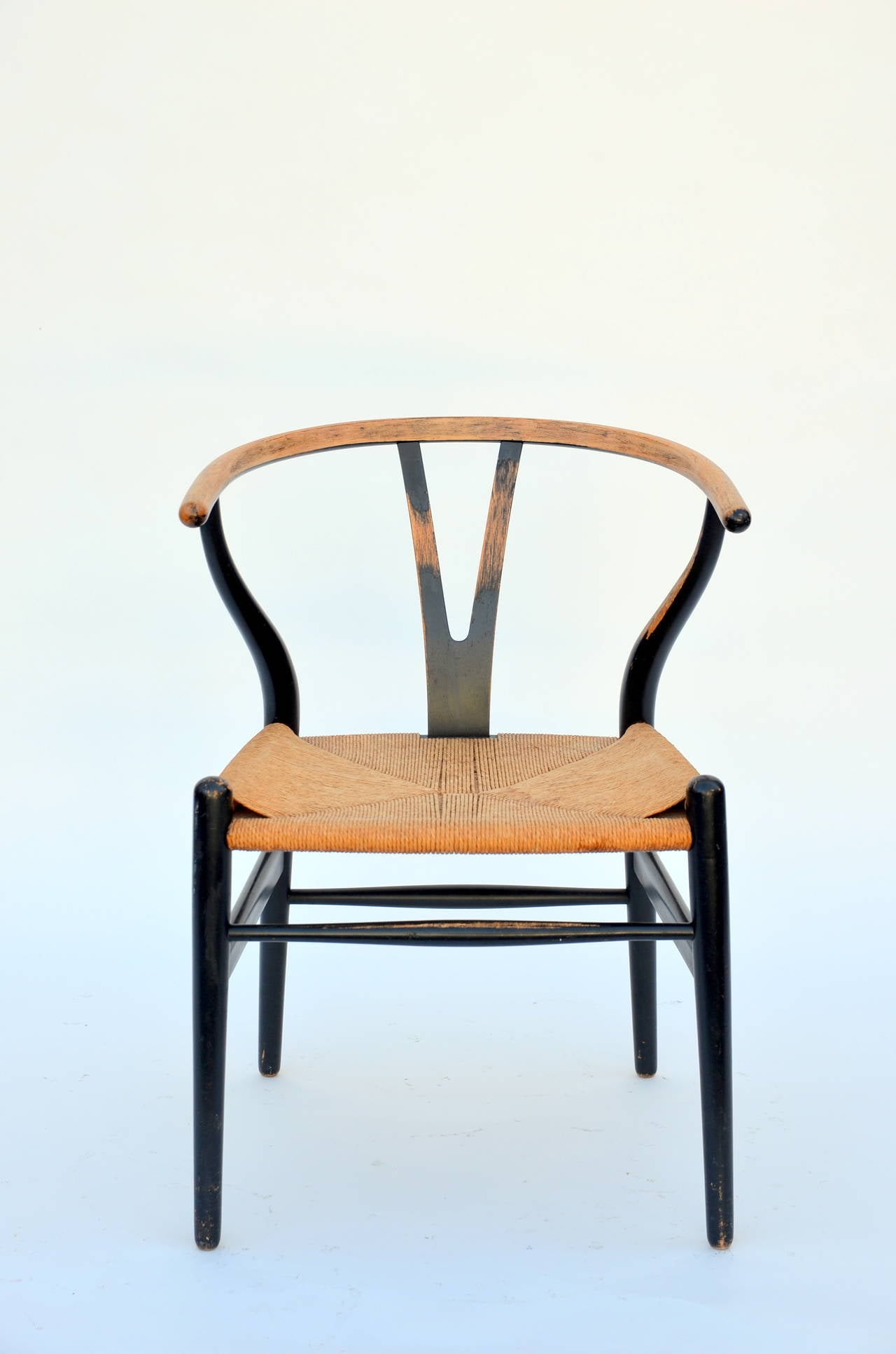 Mid-20th Century Ebonized Teak and Rope Wishbone Chair by Hans Wegner