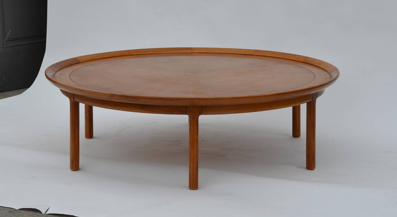 American Exceptional Oversized Round Coffee Table