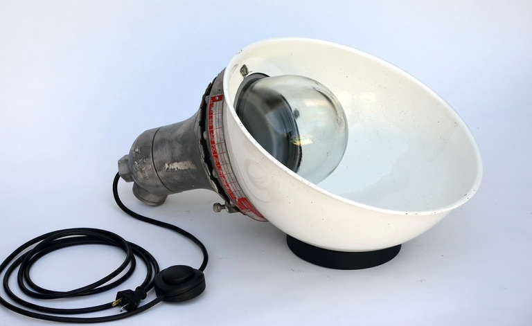 Pair of Explosion Proof Enameled Industrial Lights In Good Condition In Los Angeles, CA
