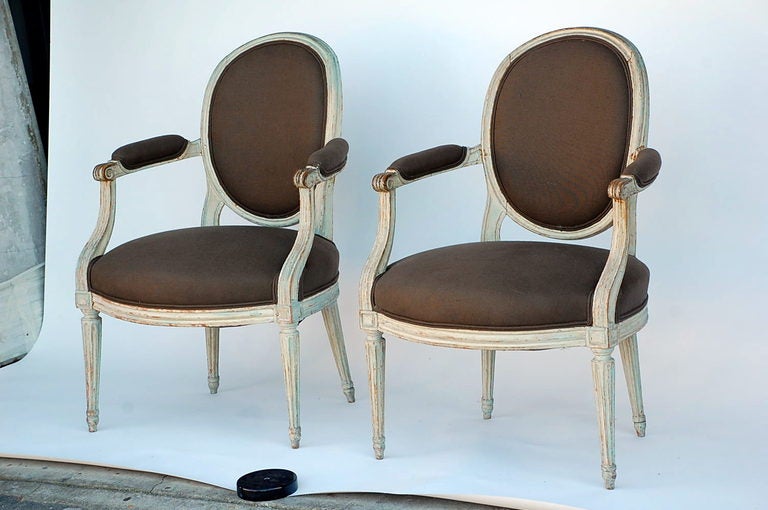 French Pair of 18th century period Louis XVI whitewashed 