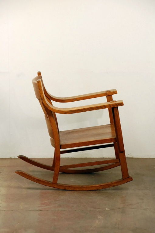 Oak Unusual Arts & Crafts oak rocking chair