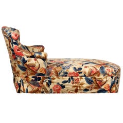 Elegant Napoleon III daybed upholstered in a floral fabric