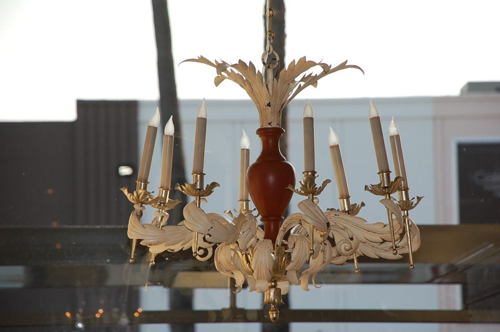 Lampadario neoclassico francese a tole.