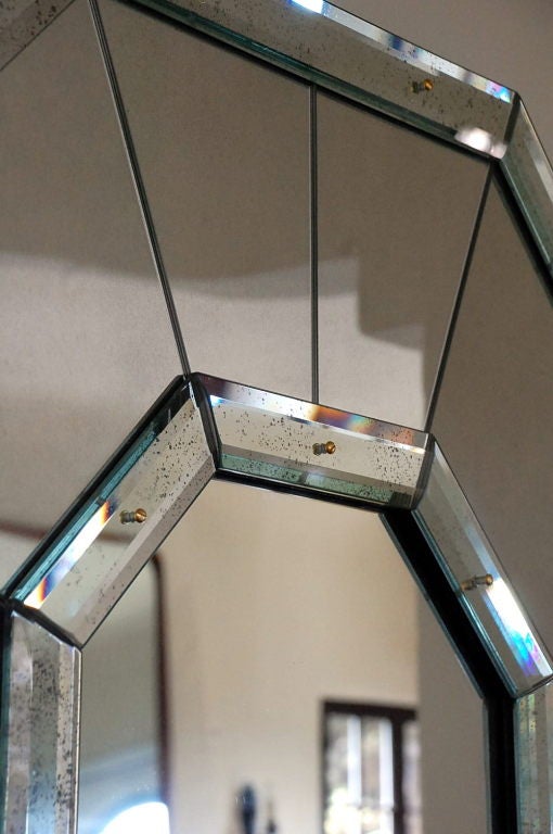 Biseauté Grand miroir à facettes Octogone de Design Frres en vente