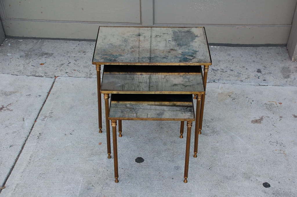 Elegant Set Of Bronze And Antique Mirrored Nesting Tables At 1stdibs Elegant Set Of Bronze And Antique Mirrored Nesting Tables For 2