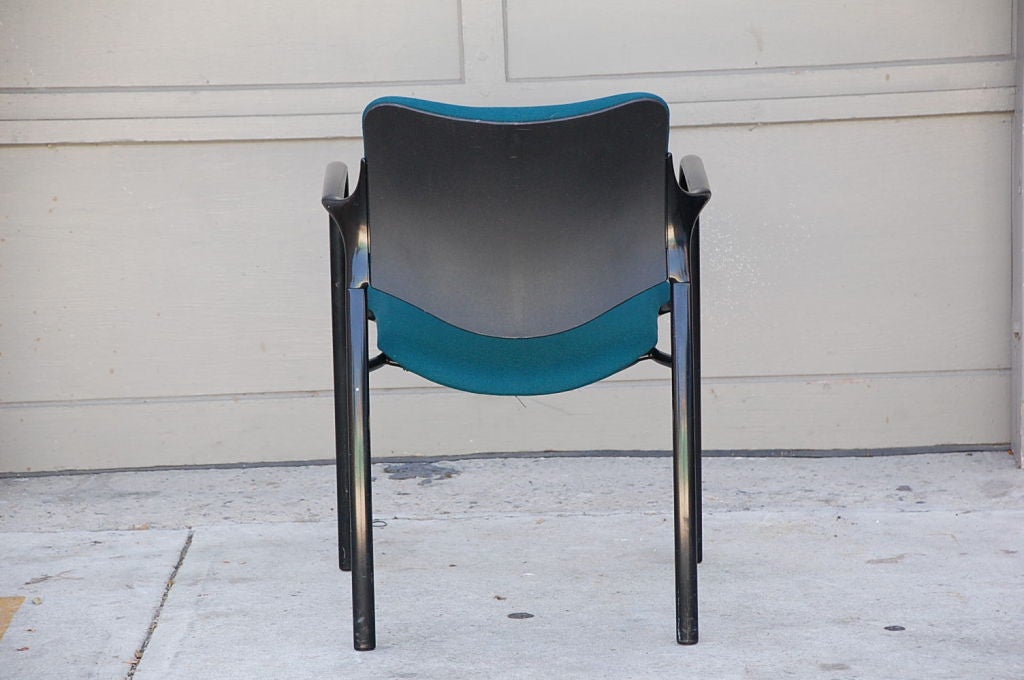 20th Century Set of 4 modern dining chairs by Mark Goetz for Herman Miller For Sale