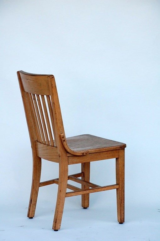 20th Century Set of 5 robust and comfortable bleached oak dining chairs