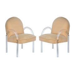 Pair of Comfortable 1970's Lucite Armchairs by Pace Collection 2