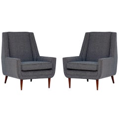 Pair of Chic Angular Armchairs 5