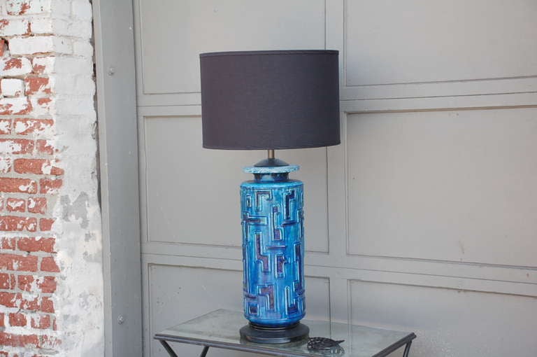 American Large blue textured ceramic table lamp