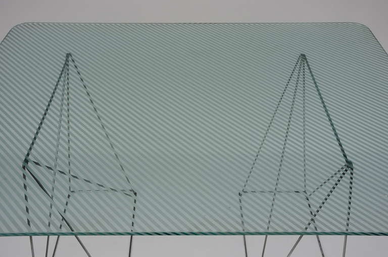 Table à tréteaux minimaliste en acier et verre en vente 1