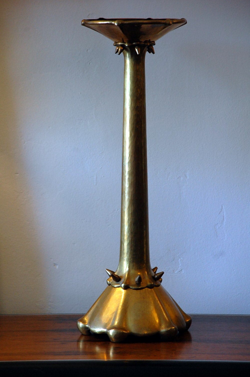Rare Amsterdam School Hammered Brass Candlestick In Excellent Condition For Sale In Los Angeles, CA