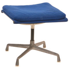 Vintage Aluminum Group Ottoman / Stool by Eames for Herman Miller 10