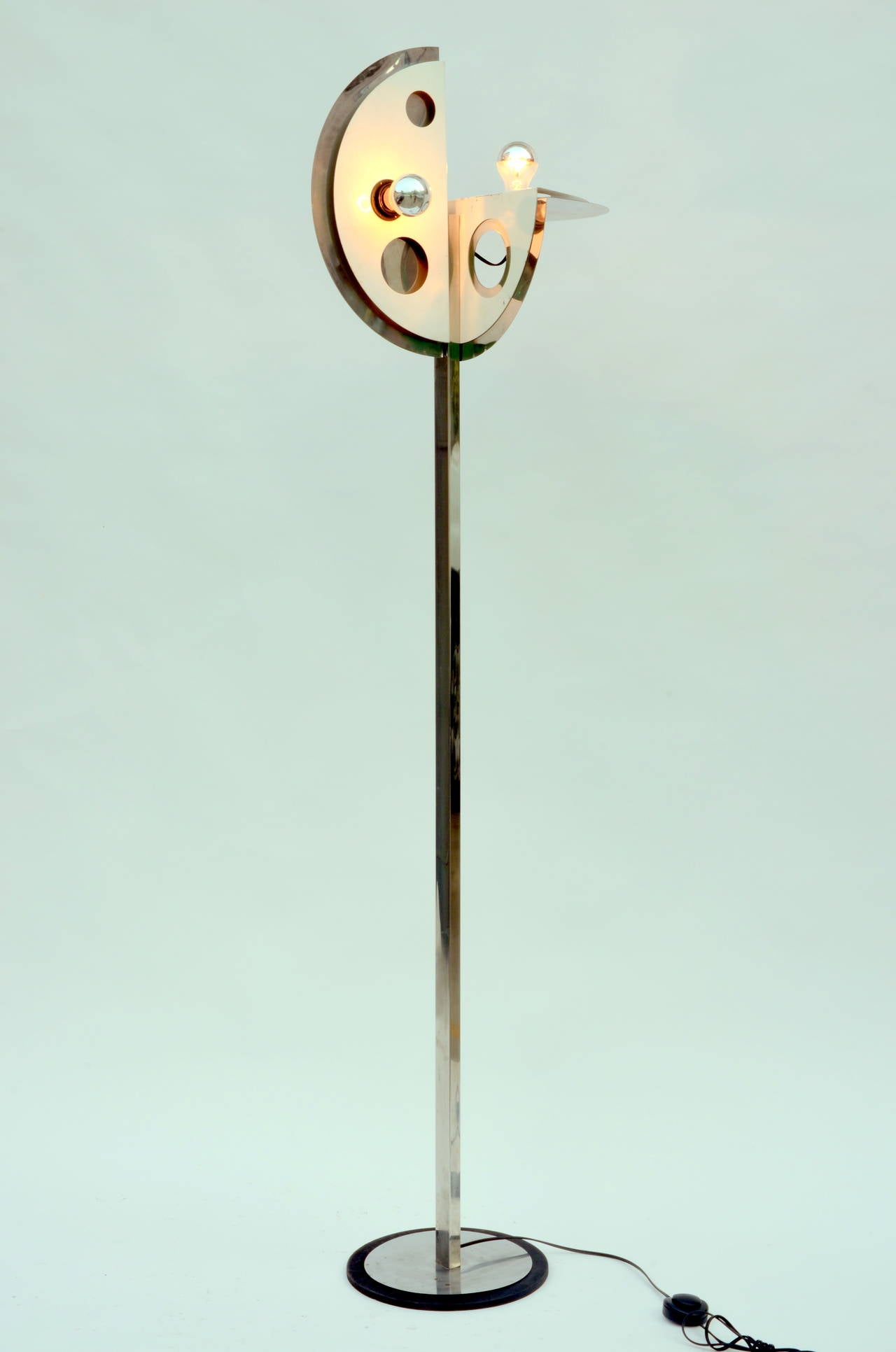 Late 20th Century Unusual 1970s Floor Lamp in the Style of Yonel Lebovici For Sale