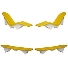 Vintage Rare Set Of 4 Matching Yellow Fiberglass 60's Pool Loungers