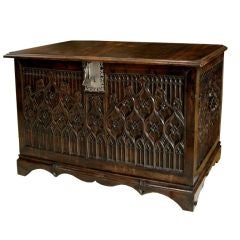 Gothic Style Trunk w/Serpine Lock (GMD#2748)