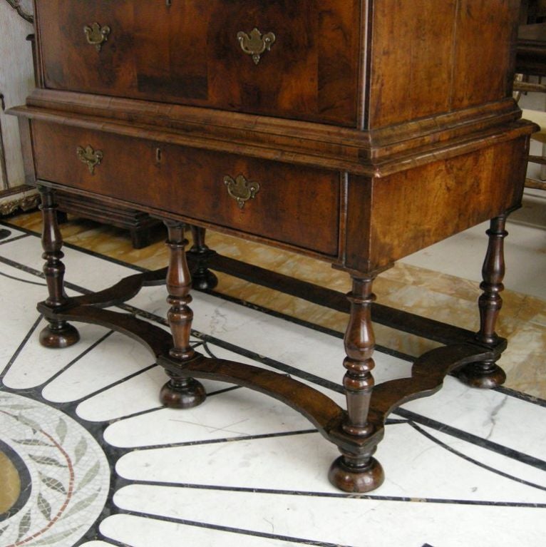William & Mary Chest on Stand (GMD#2847) In Good Condition For Sale In Los Angeles, CA