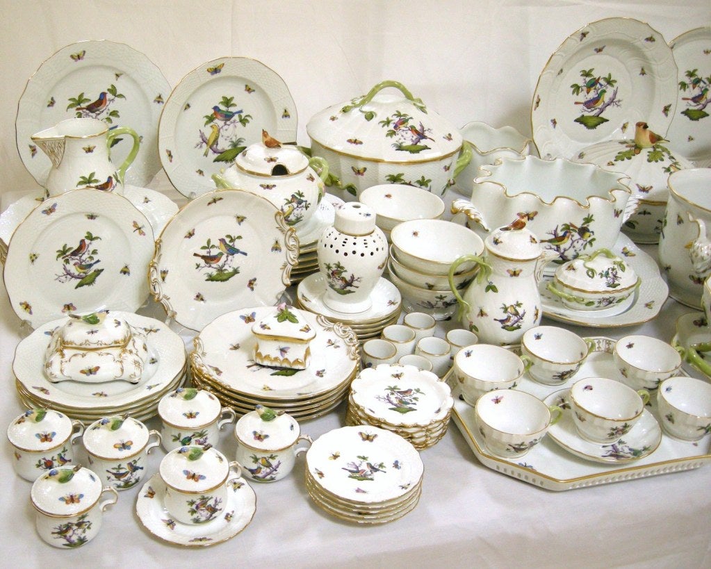 20th Century Monumental Herend China Set (GMD#2946) For Sale