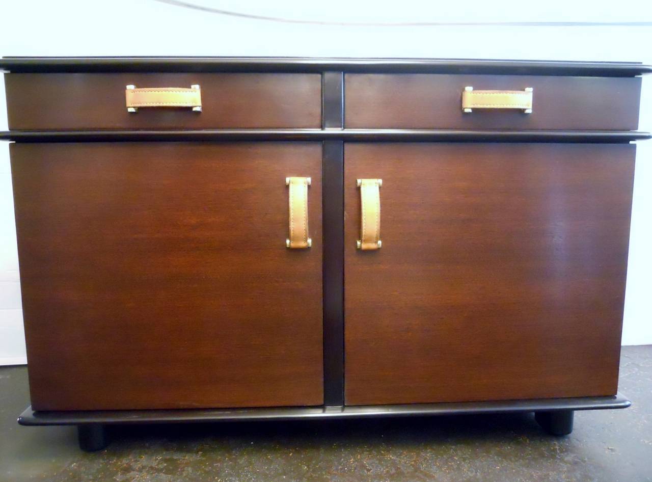 Fantastic Paul Frankl Station Wagon Cabinet #1049
Completely refinished inside and out.
maple and mahogany