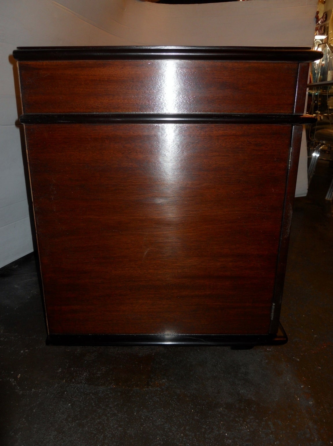 Fantastic Paul Frankl Station Wagon Cabinet #1049 In Excellent Condition In Los Angeles, CA