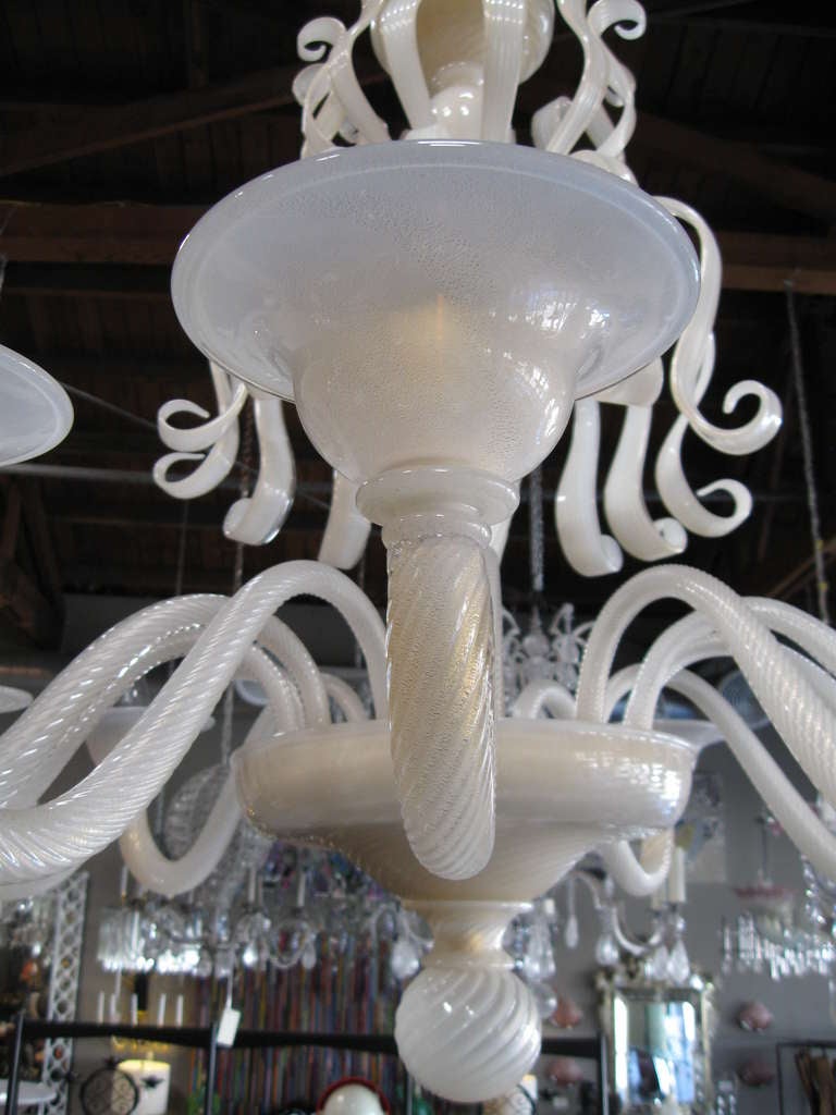 Beautiful Murano Chandelier In Excellent Condition In Los Angeles, CA