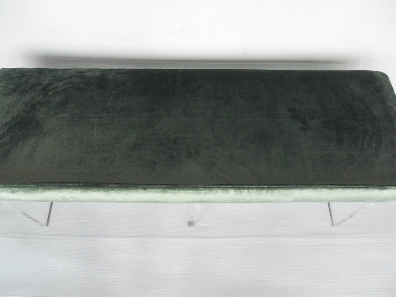 Chic Lucite Bench In Excellent Condition In Los Angeles, CA