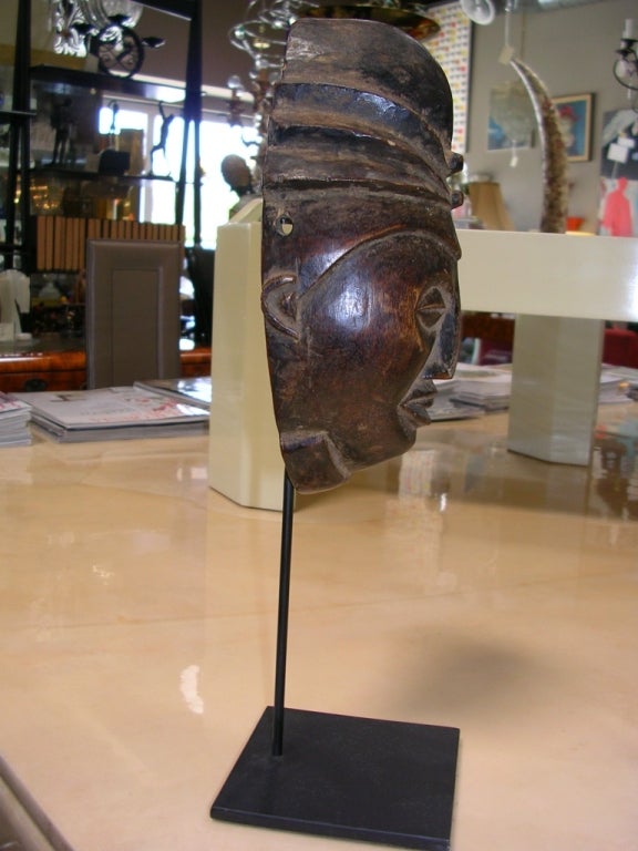 Early 20th Century Punu Mask from Gabon, Central Africa 1