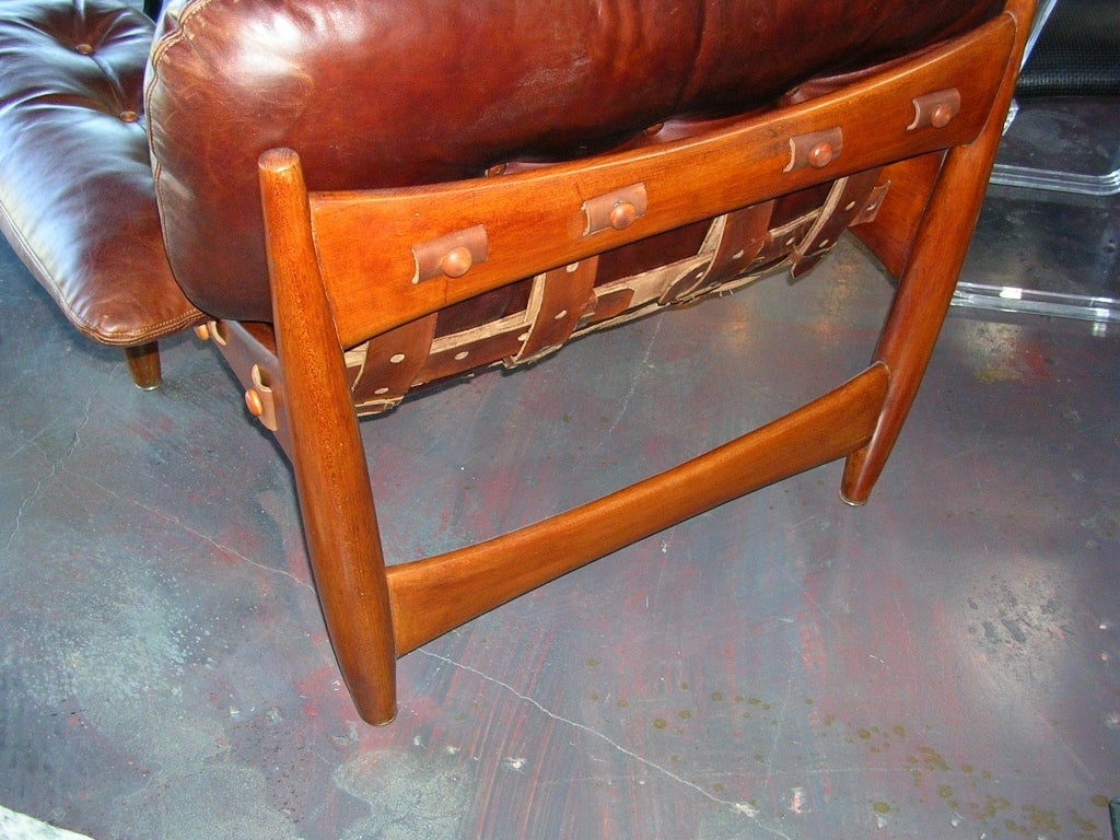 Mid-20th Century Pair of Sergio Rodrigues Mole Armchairs