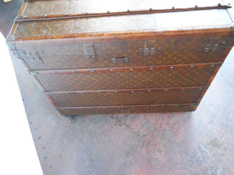 Exceptional Louis Vuitton Trunk In Good Condition In Los Angeles, CA