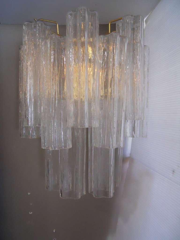 Elegant Pair of Venini Clear Tronchi, Star-Shaped Tube Glass Sconces

13 pieces of individually hand blown glass, each 10