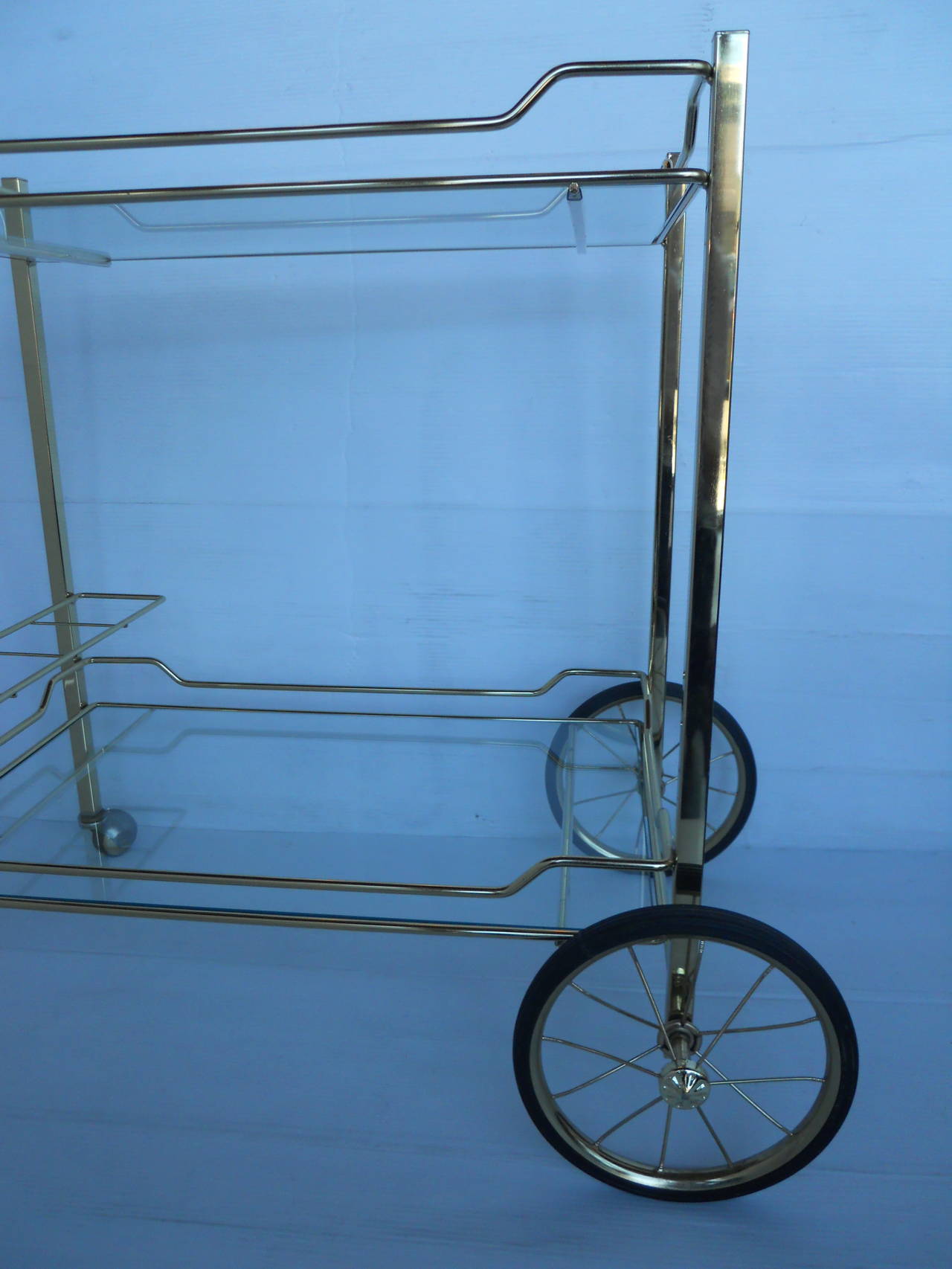 20th Century Sleek Italian Mid-Century Brass Bar Cart