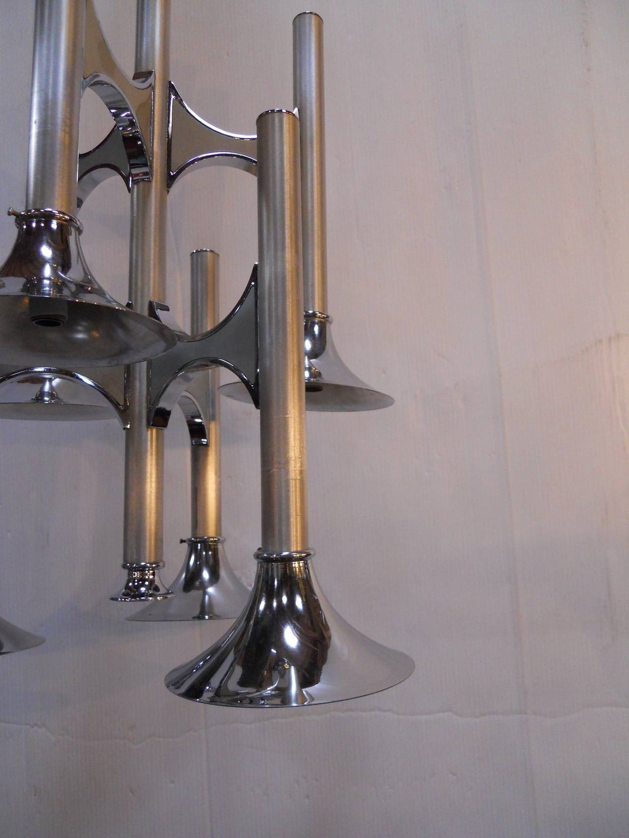 Sciolari Trumpet Chandelier In Excellent Condition For Sale In Los Angeles, CA