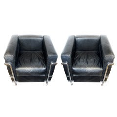 Fantastic Pair of Le Corbusier's LC2 by Cassina Chairs
