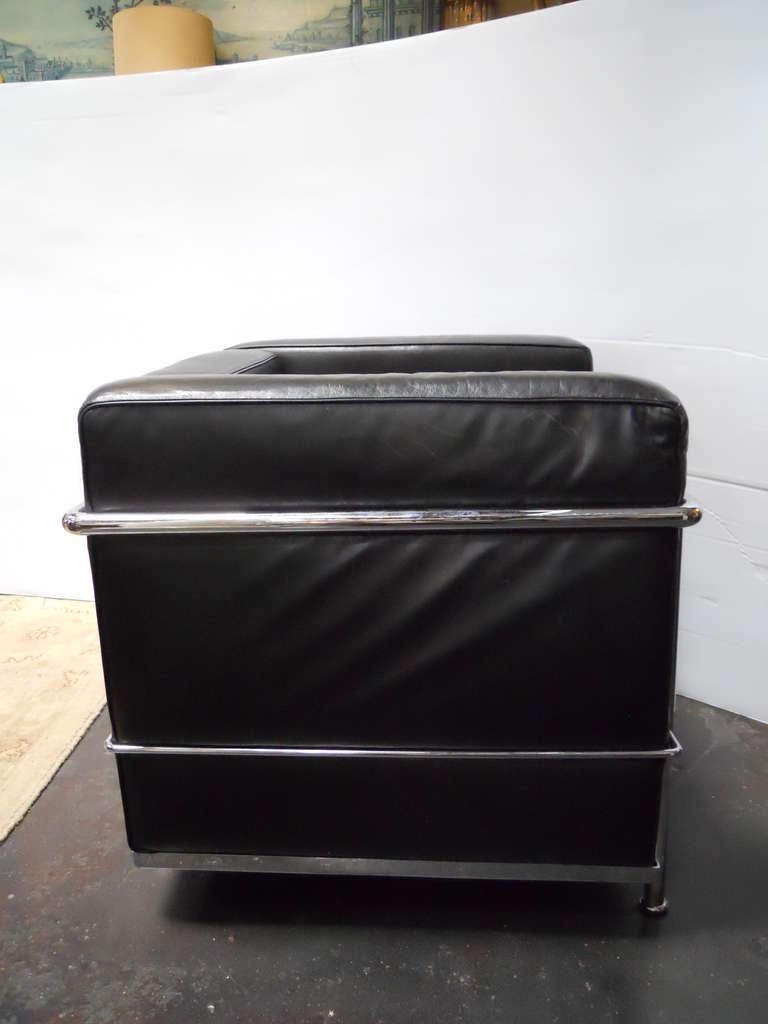 Fantastic Pair of Le Corbusier's LC2 by Cassina Chairs