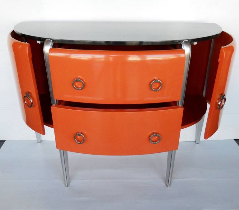 Mid-20th Century Pair of Art Deco Demilune Commodes in the Manner of Michel Dufet