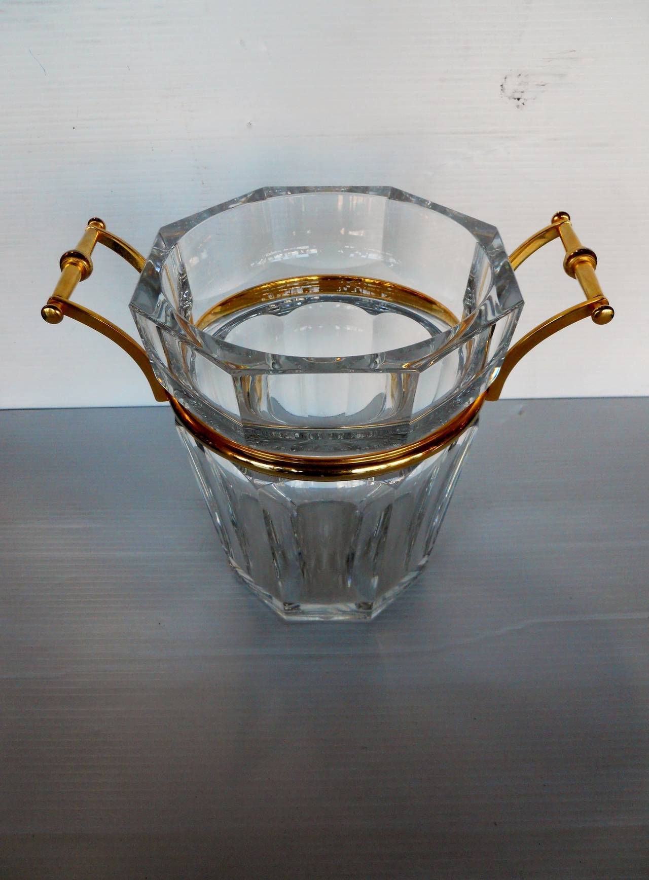 Ultra Luxe Baccarat Ice Bucket In Excellent Condition In Los Angeles, CA