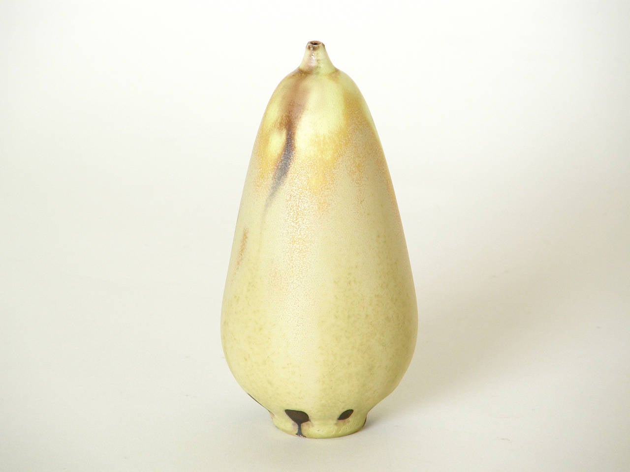 Rose Cabat "Feelie" Vase