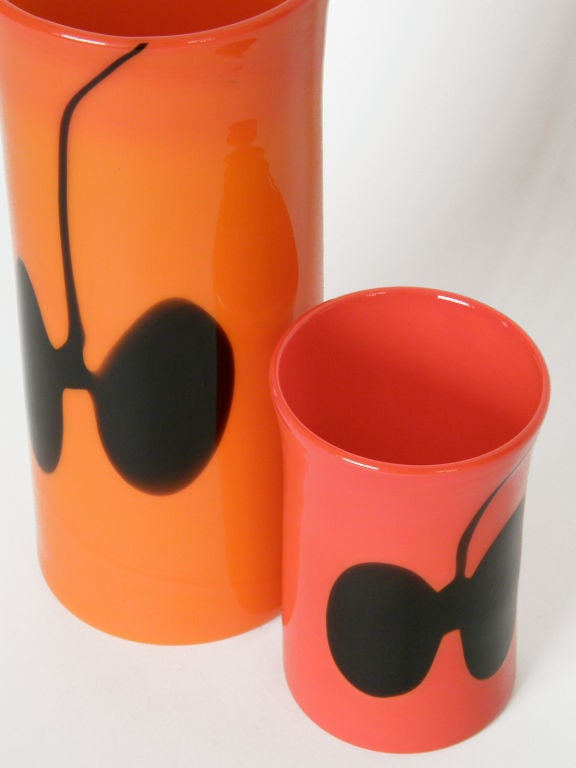 20th Century Pair of Orange Red and Black Heikki Orvola Vases for Nuutajarvi Notsjo