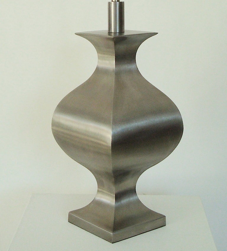 French Brushed Stainless Steel Table Lamp by Francois See for Maison Jansen In Good Condition For Sale In Chicago, IL
